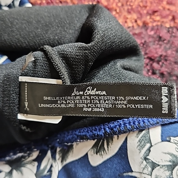 Sam Edelman Navy/White Floral Print Sports Bra Size Medium - Picture 6 of 7